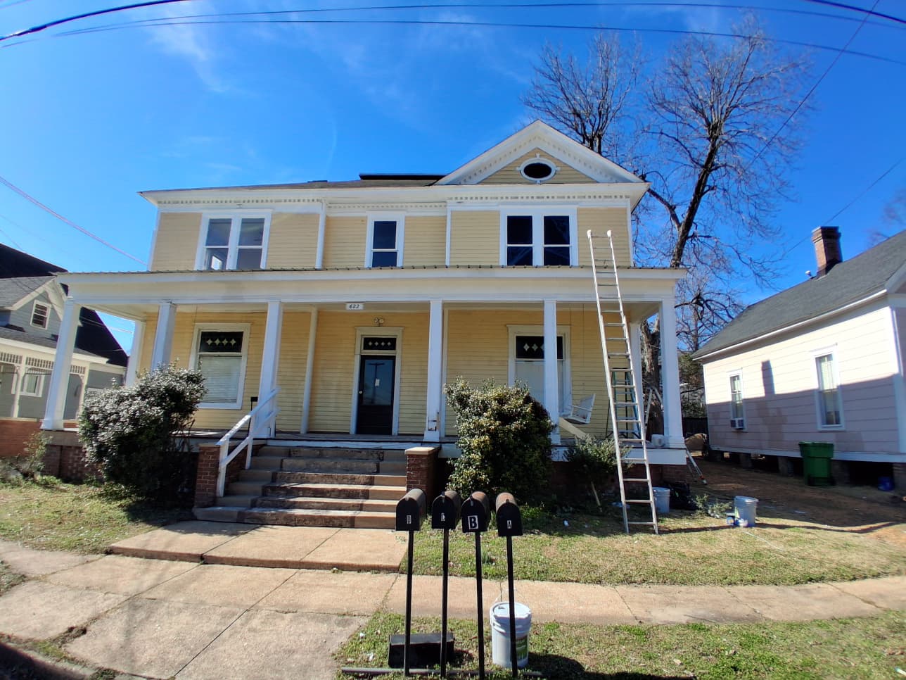 Exterior 10
